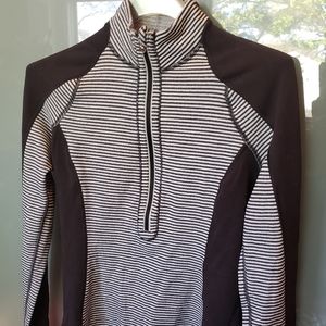 Lululemon  long sleeve sweater